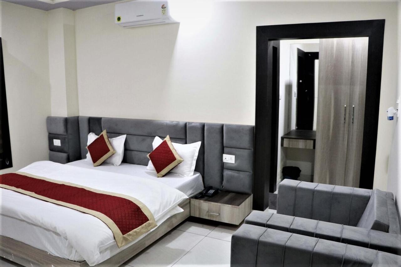 הרידוואר Hotel Blue Pine מראה חיצוני תמונה