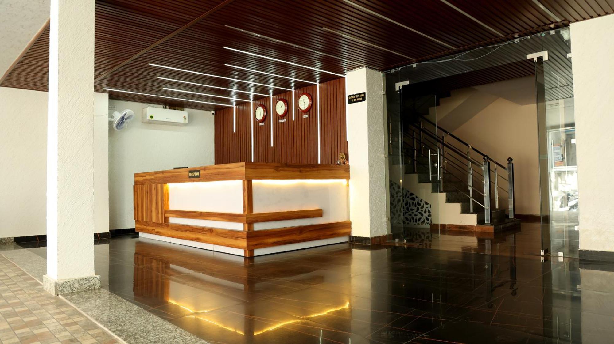 הרידוואר Hotel Blue Pine מראה חיצוני תמונה