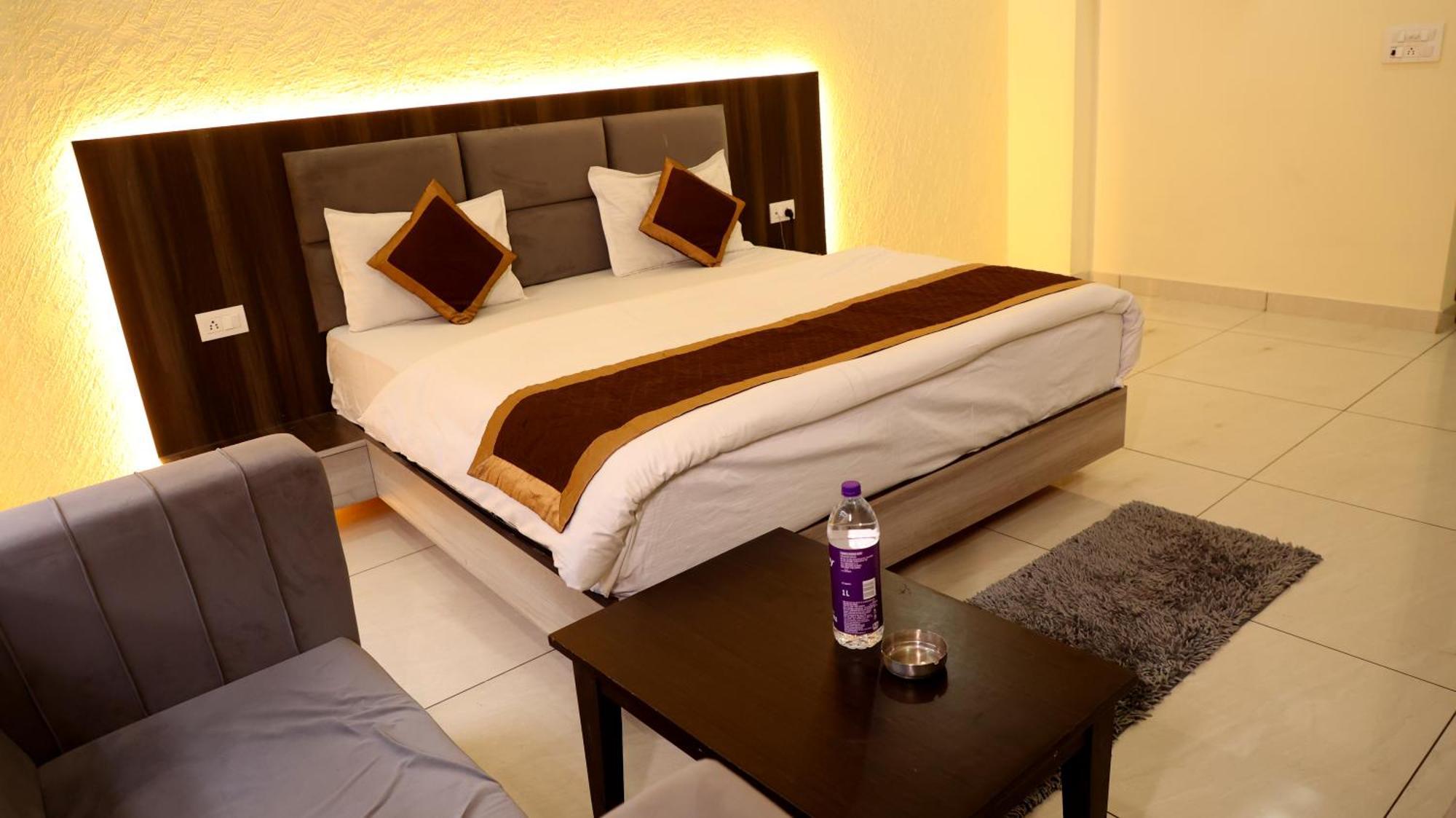 הרידוואר Hotel Blue Pine מראה חיצוני תמונה