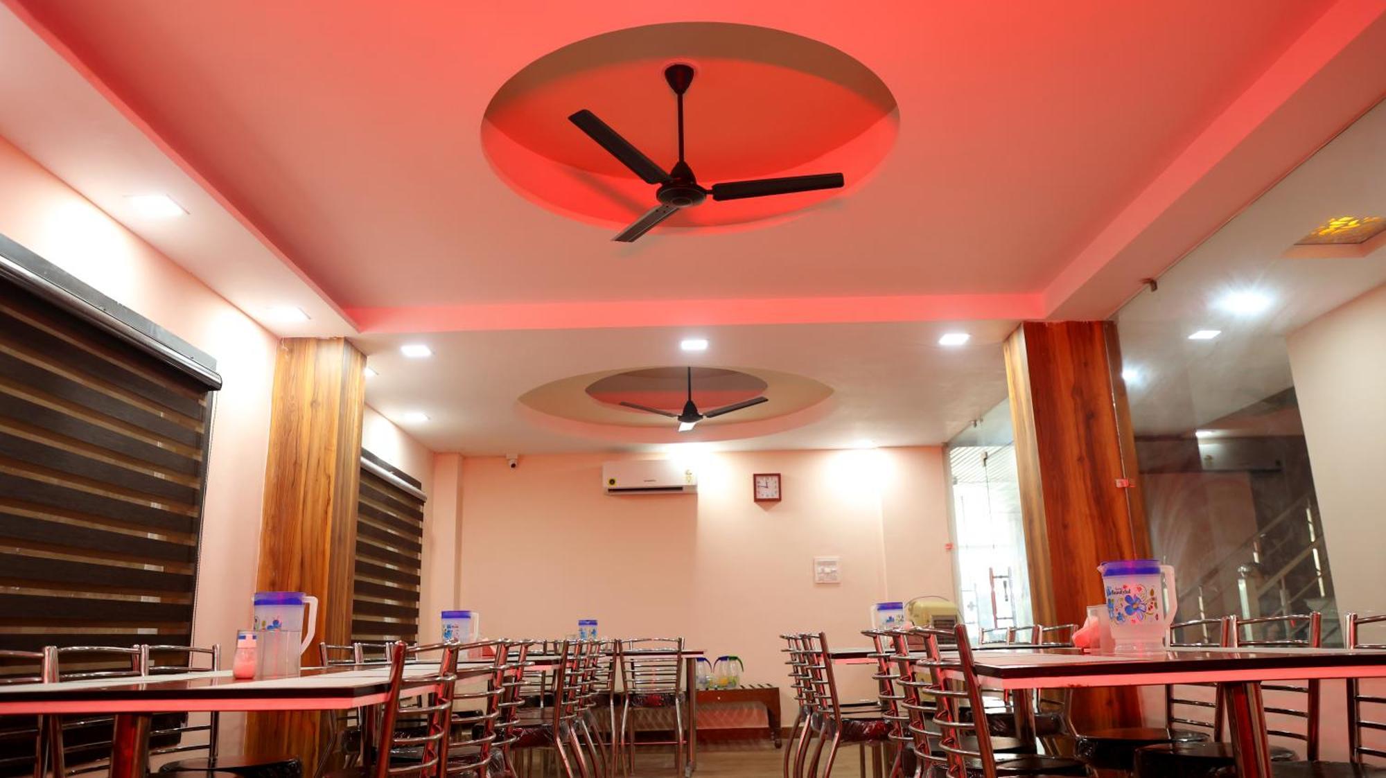הרידוואר Hotel Blue Pine מראה חיצוני תמונה